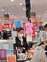 我們在賣場，為您提供服務(wù)