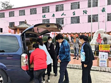 重陽敬老情—青島永旺在行動